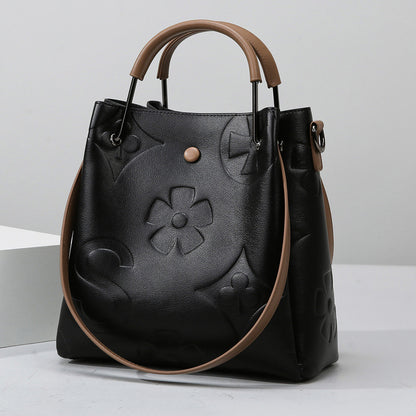 2025 Handbag Women's Fashion Atmosphere Women's Tote Bag New Large Capacity Bag Commuter Shoulder Bag Can Be Crossbody