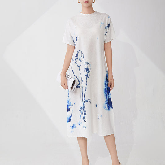 Large size women's clothing thin age-reducing meat-covering dress summer white vacation high-end temperament pleated short-sleeved skirt