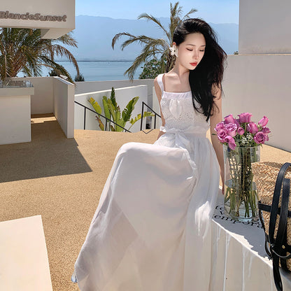 2025 Summer new  high-end light luxury suspender dress super fairy temperament white pleated long dress holiday beach dress