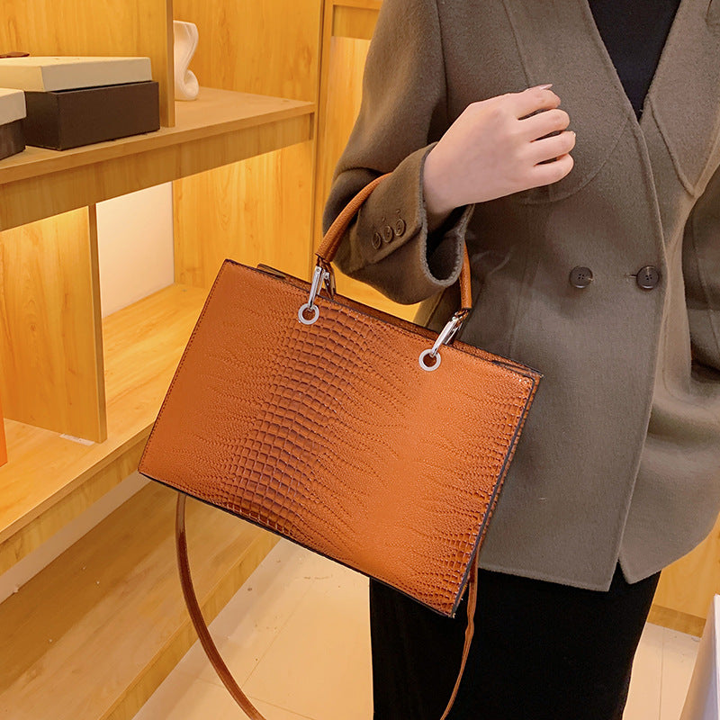 MAOXIANGSHOP 2025 New  fashion and retro texture crocodile pattern portable tote bag large capacity ins Popular style shoulder messenger bag