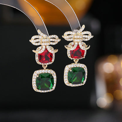 2025 fashion light luxury heavy industry geometric square stud earrings s925 silver needle slightly inlaid with zirconium contrasting color temperament personalized earrings