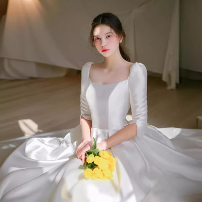 2025 Simple retro satin wedding dress, spring  new medium and long-sleeved square neck satin door light wedding dress
