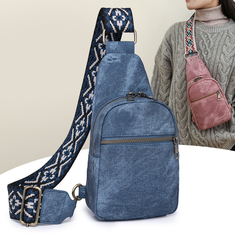 MAOXIANGSHOP 2025 retro small satchel women's fanny pack women's trendy fashion women's breast bag leisure outdoor travel messenger bag wholesale