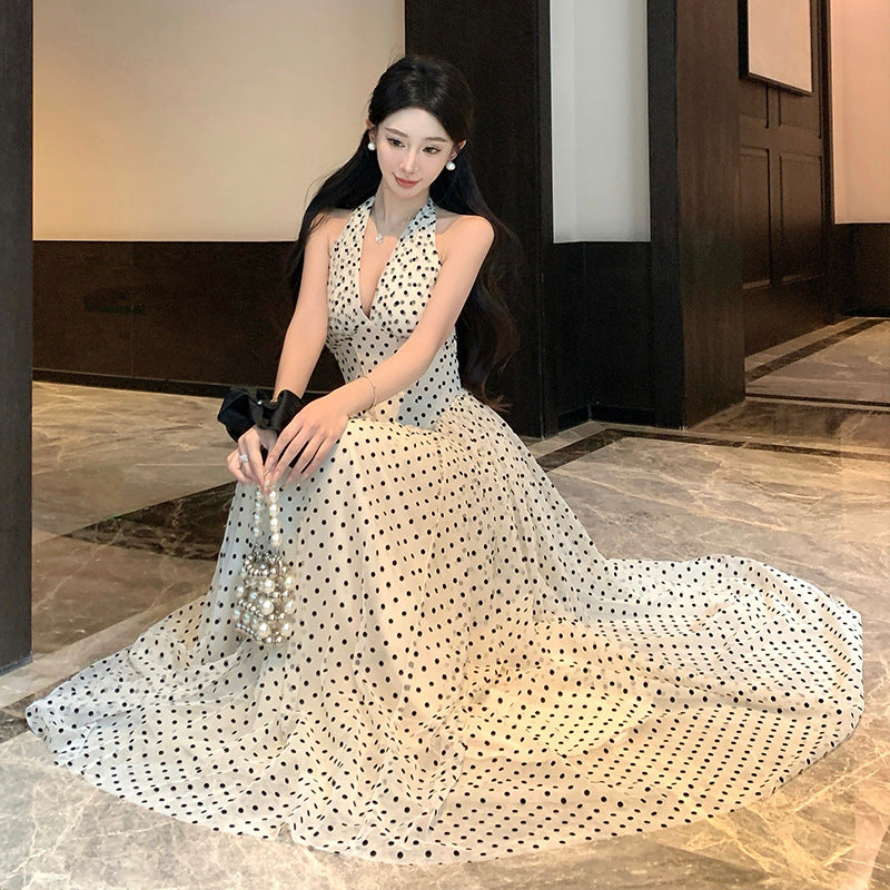 polka dot v-neck neck dress women's summer pure desire to close the waist big swing long dress backless vacation super fairy skirt