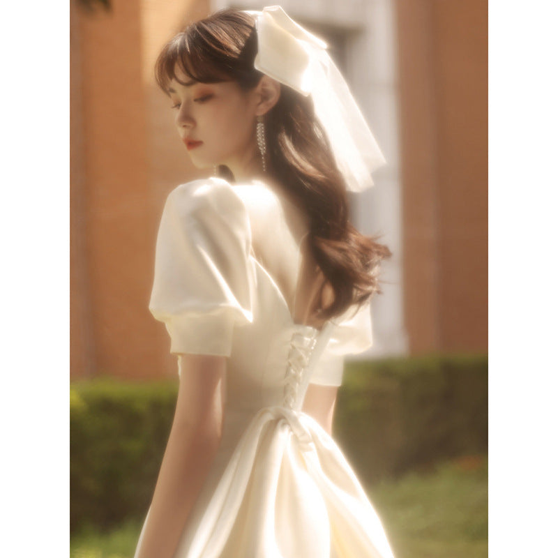 light wedding dress 2025 new temperament simple satin trailing wedding door dress studio photography wedding dress