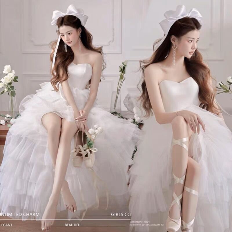 2025Studio new photo clothing theme  small fresh romantic oil painting style white tube top long floor skirt