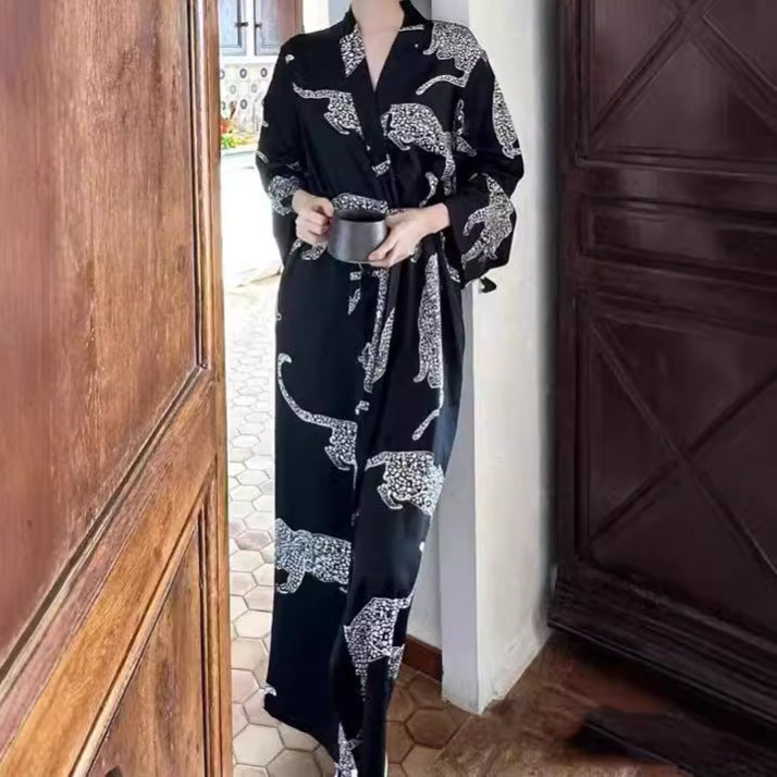 2025 Sexy leopard silk pajamas women's popular new summer ice silk light luxury high-end nightgown bathrobe morning gown