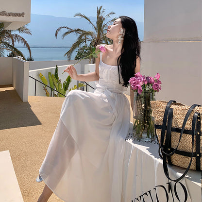 2025 Summer new  high-end light luxury suspender dress super fairy temperament white pleated long dress holiday beach dress