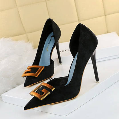 6168-2 2025 sexy nightclubs show thin thin heels high heels shallow mouth pointed side hollow square buckle single shoes high heels