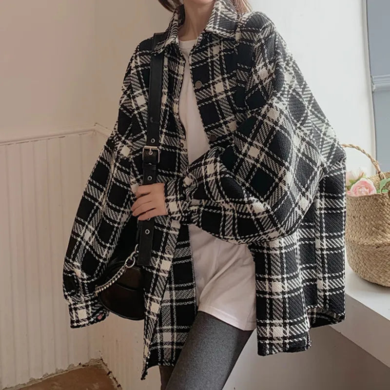 maoxiangshop Grunge Oversized Checkered Shirt for Women Long Sleeve Collared Button Up Shirt Jacket Ladies Outfit