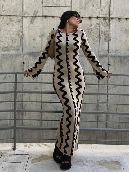 Wave Striped Women Knitted Maxi Dress Elegant O-neck Long Sleeve Bodycon Dress Autumn Streetwear Party Robe