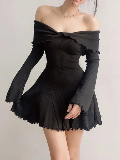 Autumn Strapless Sexy Black A-LINE Dress Women Off Shoulder Long Sleeves Streetwear Knitting Mini Dresses Elegant Club Partywear