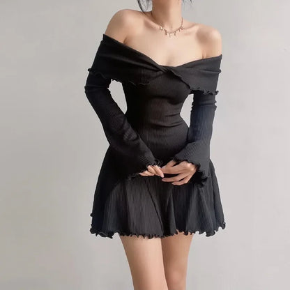 Autumn Strapless Sexy Black A-LINE Dress Women Off Shoulder Long Sleeves Streetwear Knitting Mini Dresses Elegant Club Partywear