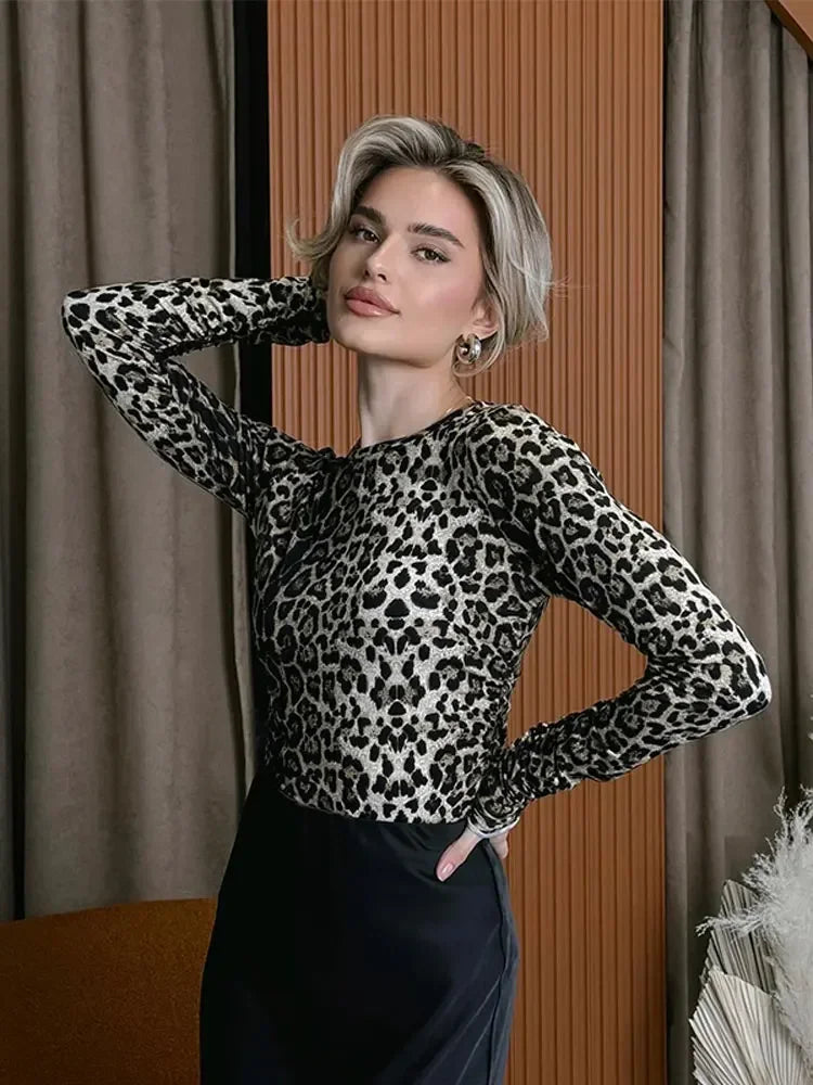 maoxiangshop Women Chic Skinny Leopard Printed T-shirt Slim Fitting Round Neck Long Sleeves Top 2024 Spring Autumn Lady Elegant Pullover Tees