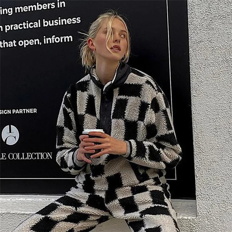 maoxiangshop  -  Autumn and Winter Women's Trend Long-sleeved Zipper Half-open Collar Plush Jacket Fashion Contrast Color Casual Trousers