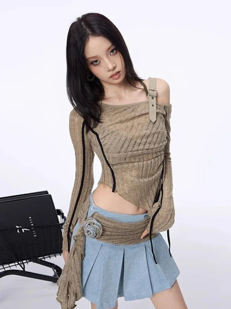 2000s Aesthetic Vintage T-shirts Women Grunge Y2k Streetwear Sexy Gyaru Long Sleeve Crop Asymmetrical Top Slash Neck Tee