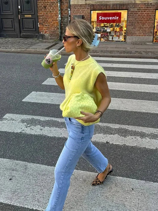 maoxiangshop  -  Casual Sleeveless Loose Knitted Pullover Tops Elegant Yellow O-neck Vests Women 2024 Autumn Female Commuting Jumper Sweaters
