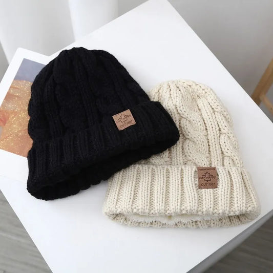 maoxiangshop New Unisex Winter Hats Add Fur Lined Men And Women Warm Beanie Cap Casual Maple Leaf Label Decor Winter Knitted Hats