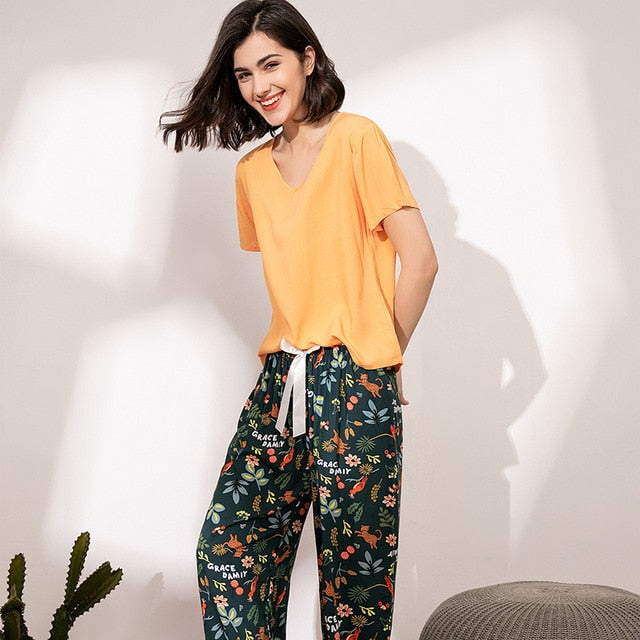 Summer Pajamas Set Women Sleepwear Female Casual Floral Printed Contrasting Color Pyjamas Tops with Long Trousers Home Clothing