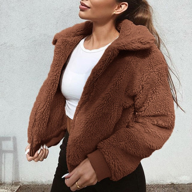 New Trendy Winter Clothes Ladies Warm Short Women Faux Fur Jacket Fur Coat Women Thick Teddy Bear Pocket Fleece Jack Coat