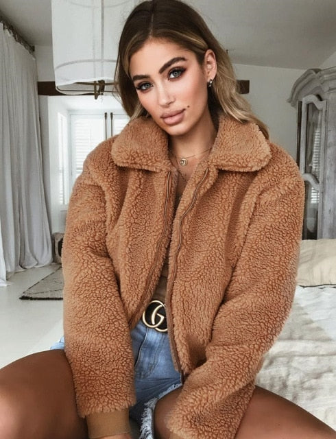 New Trendy Winter Clothes Ladies Warm Short Women Faux Fur Jacket Fur Coat Women Thick Teddy Bear Pocket Fleece Jack Coat