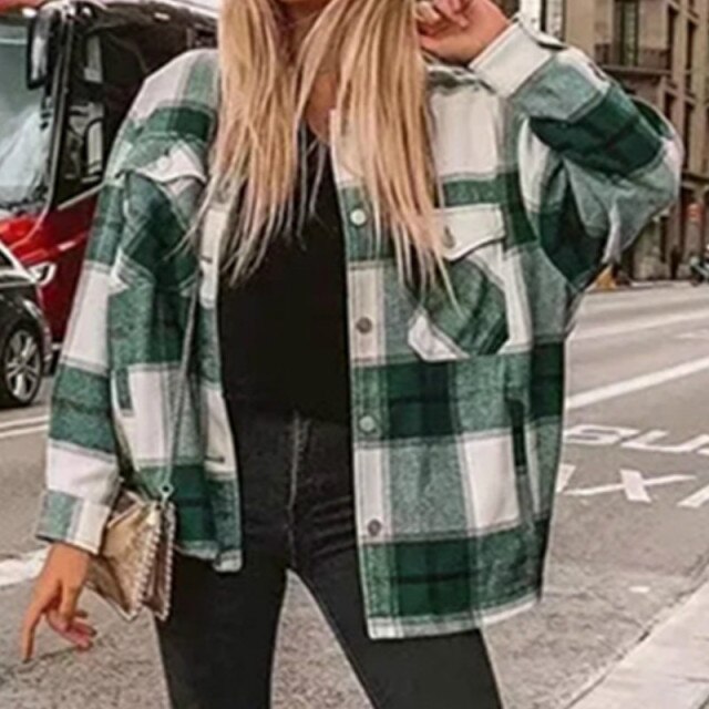 Winter Checked Women Jacket Turn Down Overcoat Warm Plaid Long Coats Thick Woolen Blends Female Streetwear Jackets Trench G1912